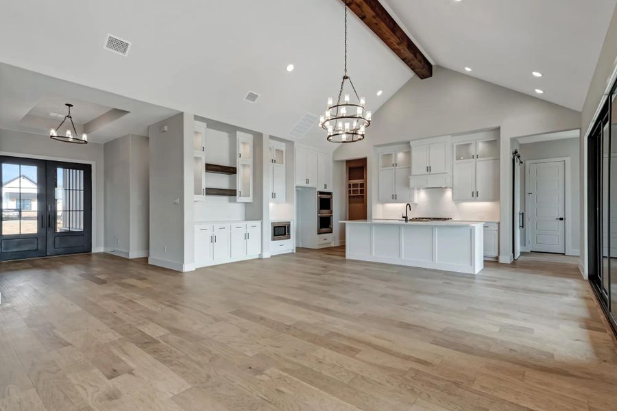 The Grandview D Dining Room and Kitchen The Grandview D Dining Room and Kitchen