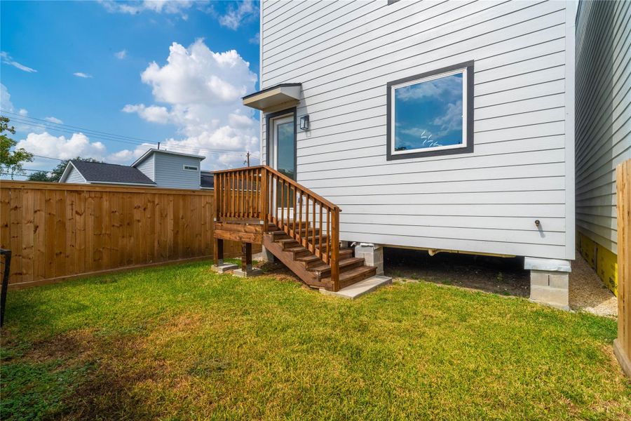 Exterior details and patio area of a home in , Houston (Image 3).