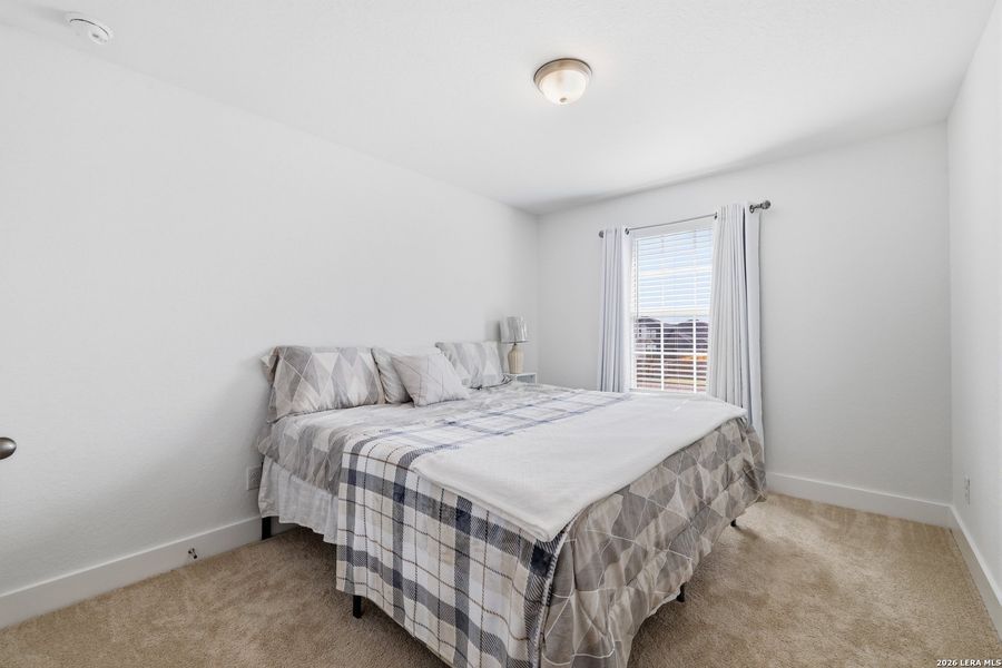 Furnished interior view inside a new home in , Seguin (Image 10).