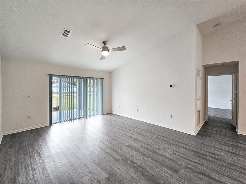 Spacious, unfurnished interior of a new home in , Palm Coast (Image 20).