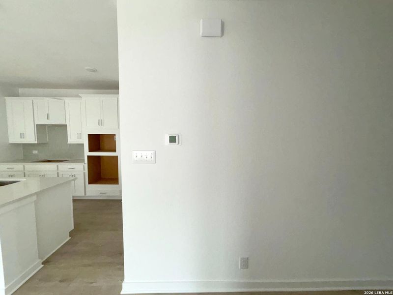 Spacious, unfurnished interior of a new home in Saddlebrook Ranch, Schertz (Image 25). Spacious, unfurnished interior of a new home in Saddlebrook Ranch, Schertz (Image 25).