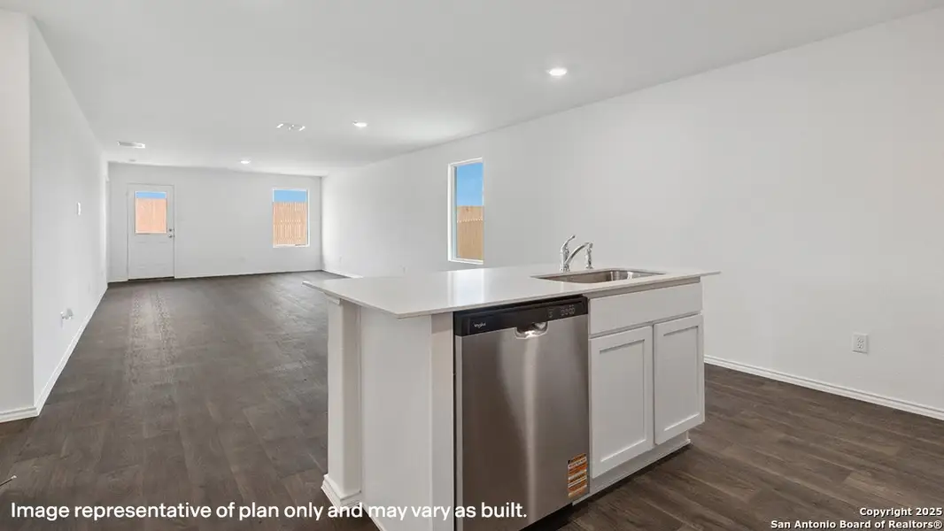 Image 43 of a home in Applewood.