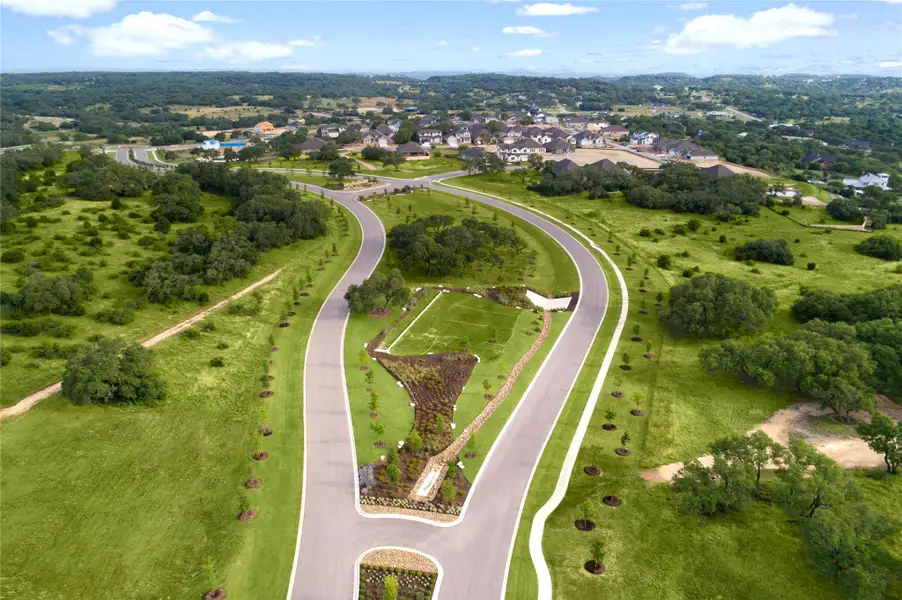 Image 11 of a home in Provence 50'. Image 11 of a home in Provence 50'.