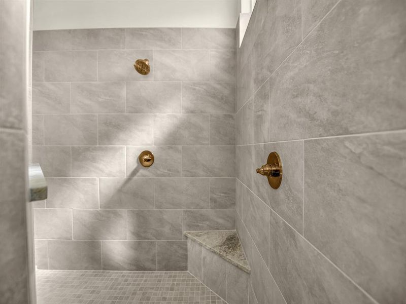 Close-up of interior finishes inside a home in , Weatherford (Image 20).