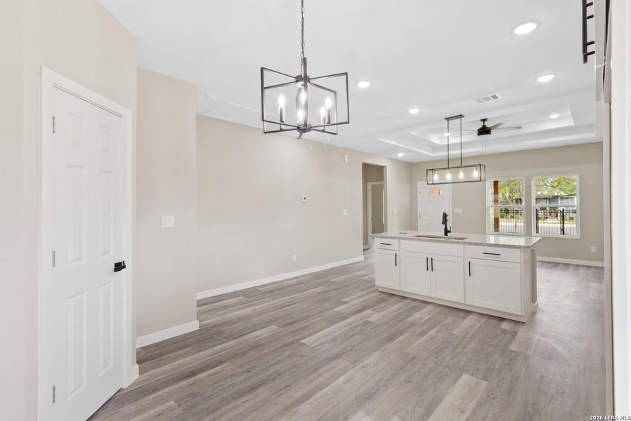 Spacious, unfurnished interior of a new home in , San Antonio (Image 19).