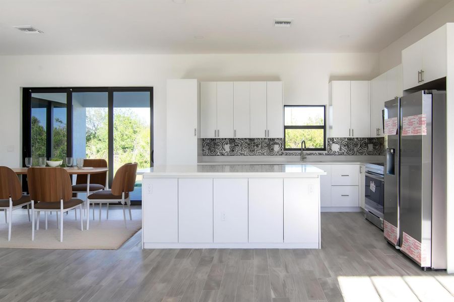Furnished interior view inside a new home in , Port Charlotte (Image 6).