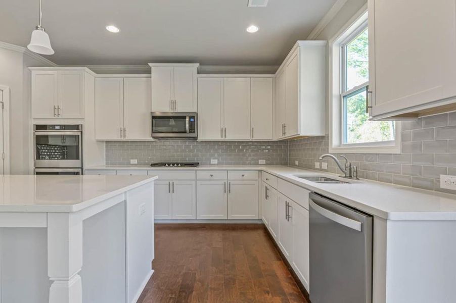 Furnished interior view inside a new home in Thalley Creek Estates, Cumming (Image 8).
