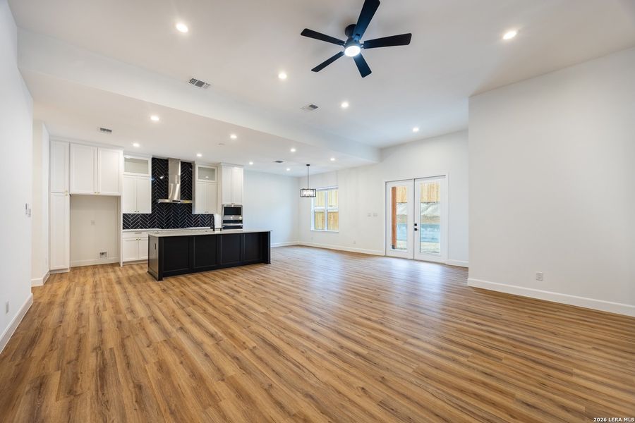 Spacious, unfurnished interior of a new home in , Selma (Image 16).