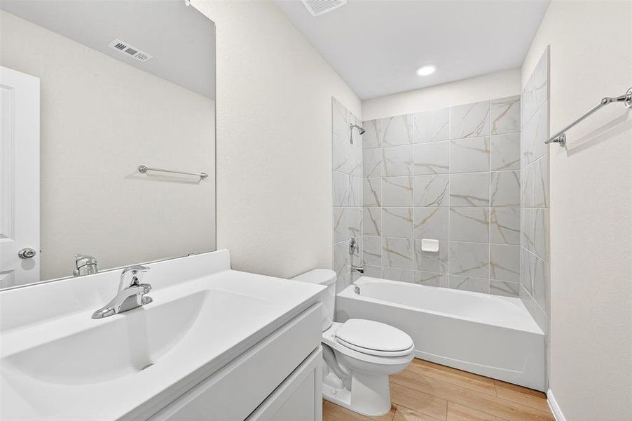 Furnished interior view inside a new home in Verandah, Royse City (Image 6).