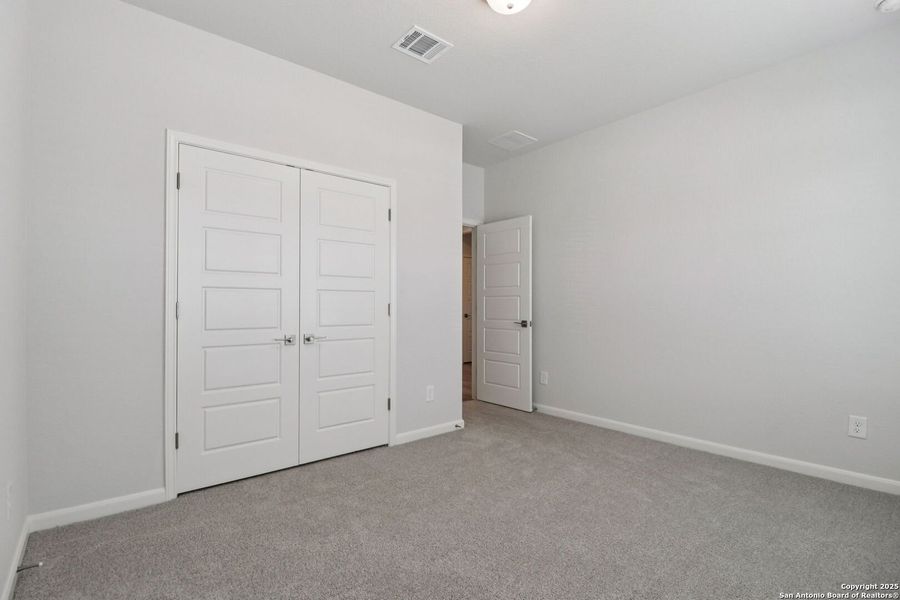 Spacious, unfurnished interior of a new home in Arcadia Ridge - Classic Series, San Antonio (Image 20). Spacious, unfurnished interior of a new home in Arcadia Ridge - Classic Series, San Antonio (Image 20).