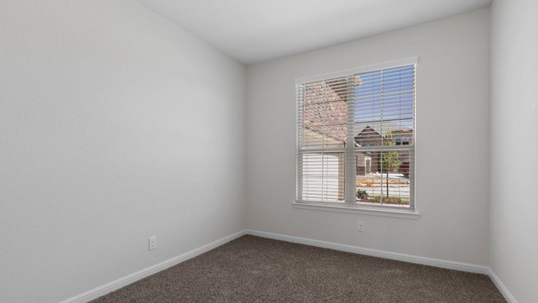Representative unfurnished interior of a home built from the Valley Spring by D.R. Horton in Eden Ranch, Arlington (Image 28).