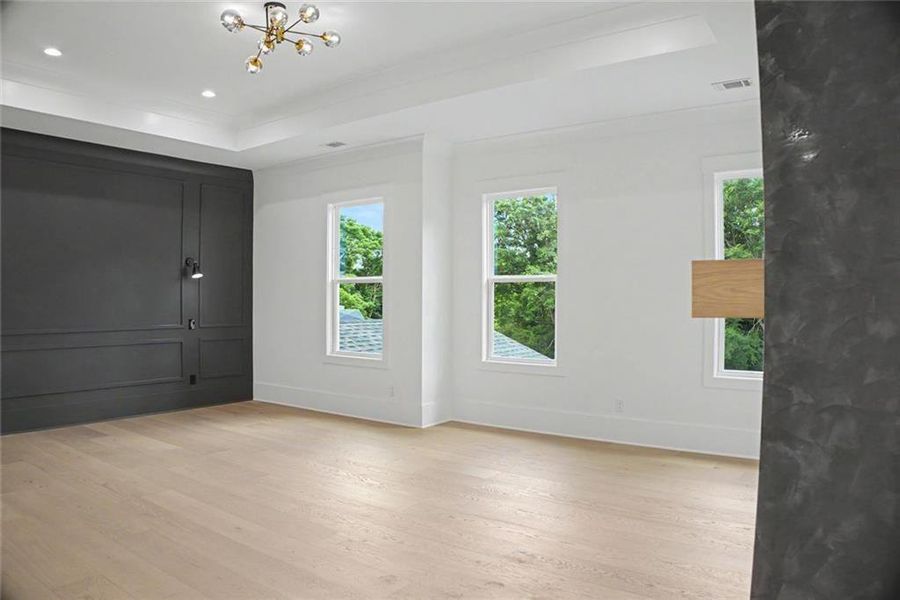 Spacious, unfurnished interior of a new home in , Monroe (Image 23).