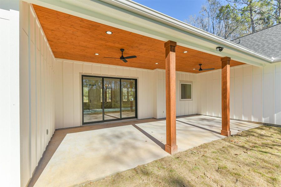 Exterior details and patio area of a home in , Dayton (Image 25).