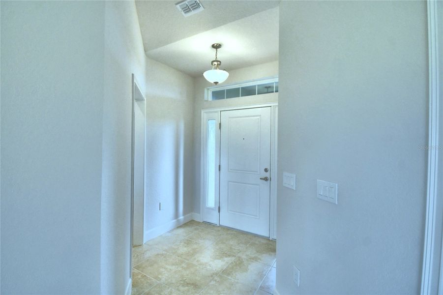 Spacious, unfurnished interior of a new home in Cadence Crossing, Auburndale (Image 16).