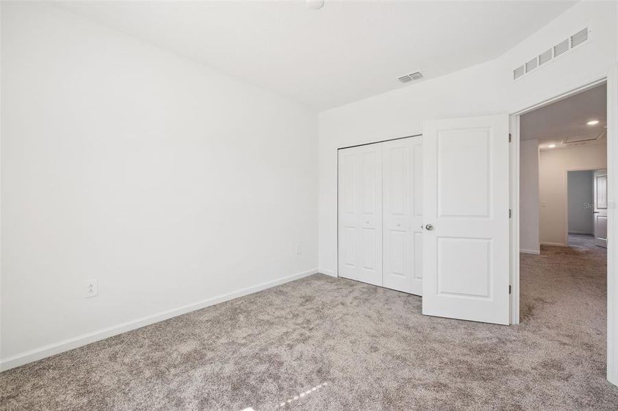 Spacious, unfurnished interior of a new home in , Davenport (Image 19).