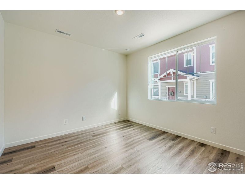 Spacious, unfurnished interior of a new home in , Johnstown (Image 16).