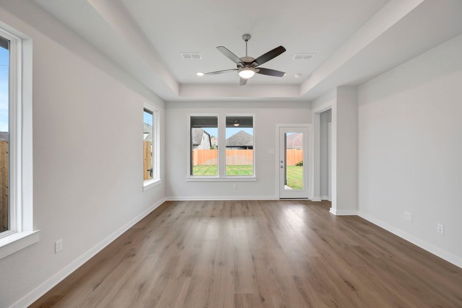 Spacious, unfurnished interior of a new home in Mason Woods, Cypress (Image 16). Spacious, unfurnished interior of a new home in Mason Woods, Cypress (Image 16).