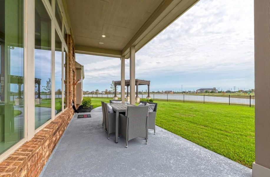 Image 8 of a home in .