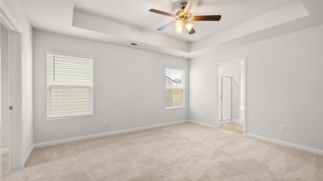 Spacious, unfurnished interior of a new home in The Abbey at Trolley Run Station, Aiken (Image 13).