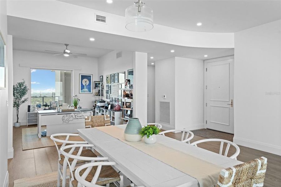 Furnished interior view inside a new home in Altura Bayshore, Tampa (Image 55). Furnished interior view inside a new home in Altura Bayshore, Tampa (Image 55).