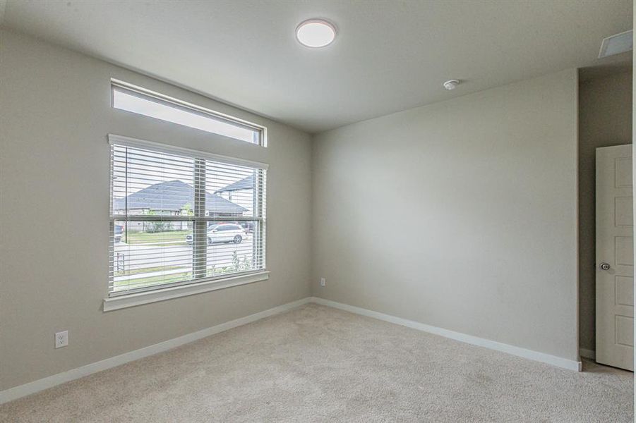 Spacious, unfurnished interior of a new home in Elevon, Lavon (Image 15).