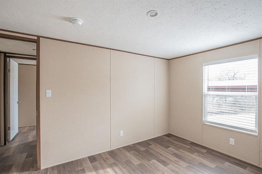 Spacious, unfurnished interior of a new home in , Azle (Image 21).