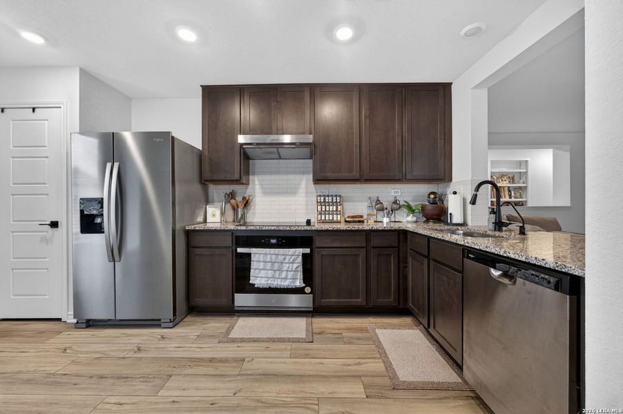 Furnished interior view inside a new home in , Boerne (Image 8).