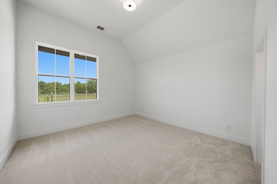 Spacious, unfurnished interior of a new home in Winding Creek, Rockwall (Image 39). Spacious, unfurnished interior of a new home in Winding Creek, Rockwall (Image 39).