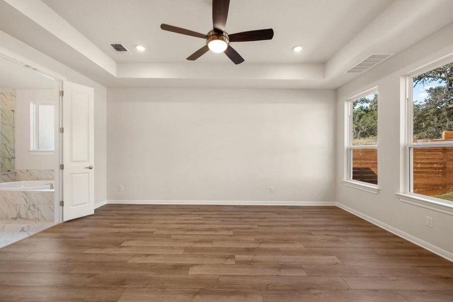 For representation purposes only. Options and layout may vary by community and home plan. For representation purposes only. Options and layout may vary by community and home plan.