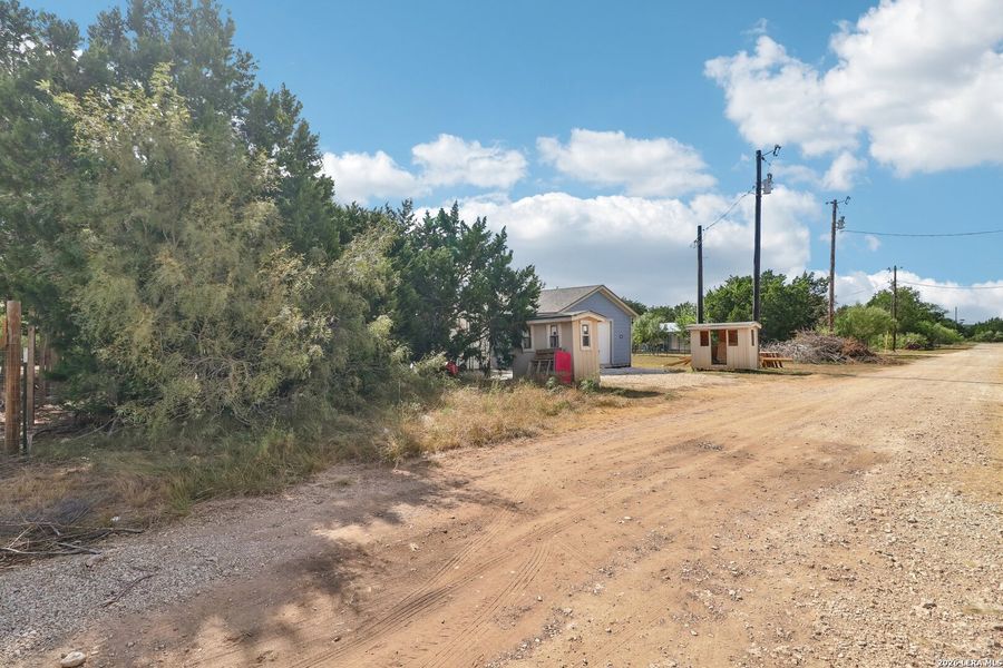 Image 32 of a home in .
