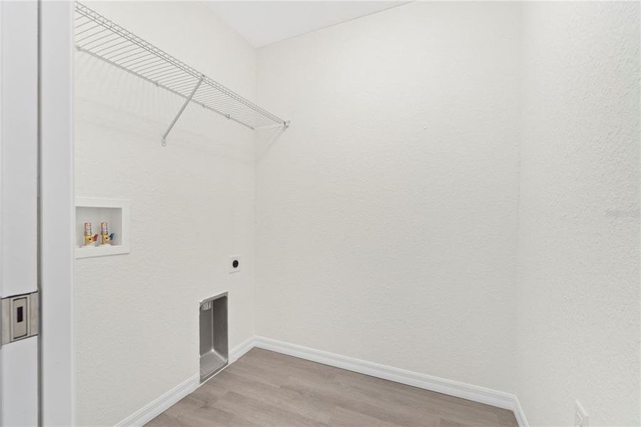 Spacious, unfurnished interior of a new home in , Dunnellon (Image 12). Spacious, unfurnished interior of a new home in , Dunnellon (Image 12).