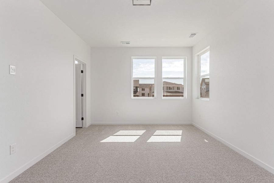 Spacious, unfurnished interior of a new home in Painted Prairie, Aurora (Image 16). Spacious, unfurnished interior of a new home in Painted Prairie, Aurora (Image 16).