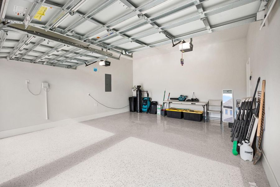 Garage with Epoxy and water softner Garage with Epoxy and water softner