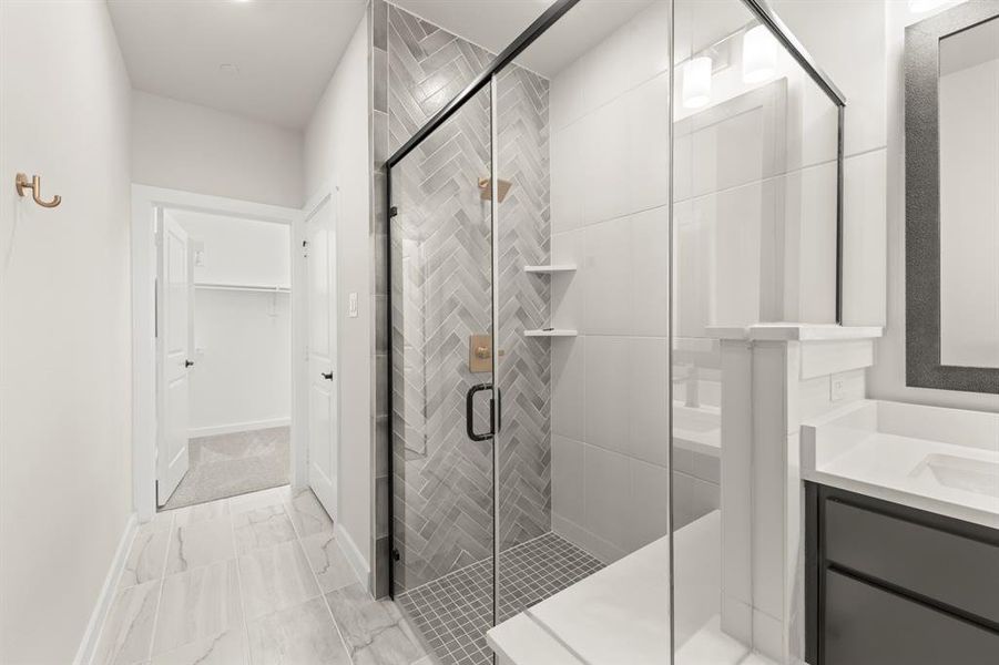 23. 644 Oakridge - Bath (3)