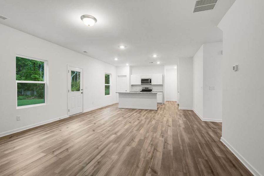 Representative unfurnished interior of a home built from the Baker by Ashton Woods in Langston Reserve, Cartersville (Image 25).