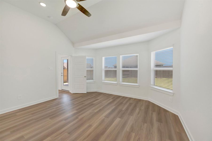 Spacious, unfurnished interior of a new home in Pinewood at Grand Texas, New Caney (Image 27). Spacious, unfurnished interior of a new home in Pinewood at Grand Texas, New Caney (Image 27).