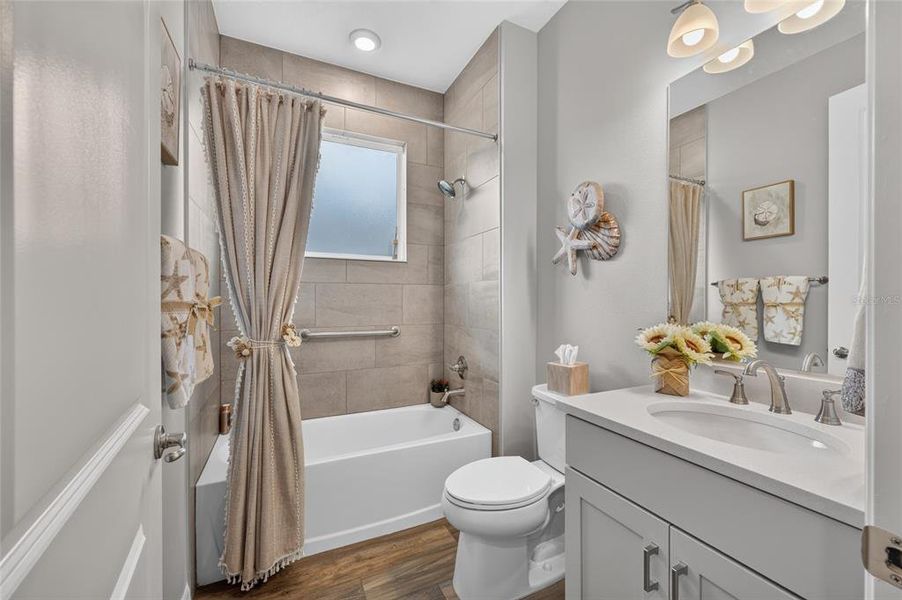 Furnished interior view inside a new home in , Ocala (Image 14).