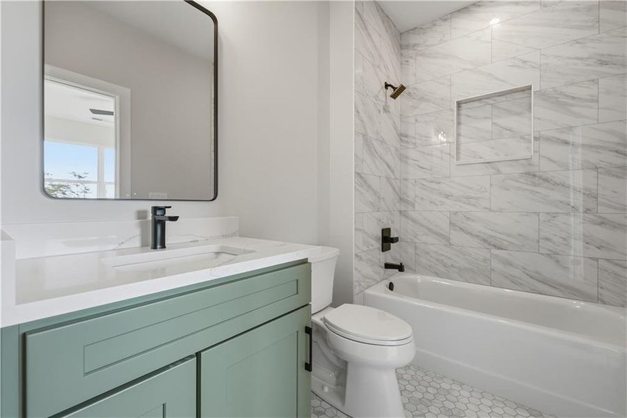 Furnished interior view inside a new home in , Gainesville (Image 6).