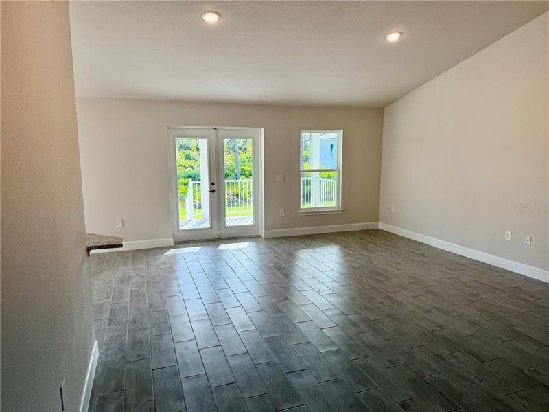 Spacious, unfurnished interior of a new home in , Port Charlotte (Image 22).