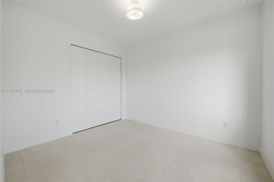 Spacious, unfurnished interior of a new home in , Miami (Image 29).