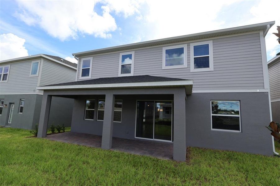 Exterior details and patio area of a home in Bay Lake Farms, St. Cloud (Image 30).