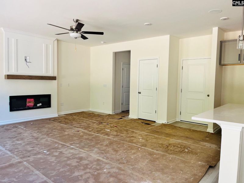 Spacious, unfurnished interior of a new home in Blythewood Farms, Blythewood (Image 6). Spacious, unfurnished interior of a new home in Blythewood Farms, Blythewood (Image 6).