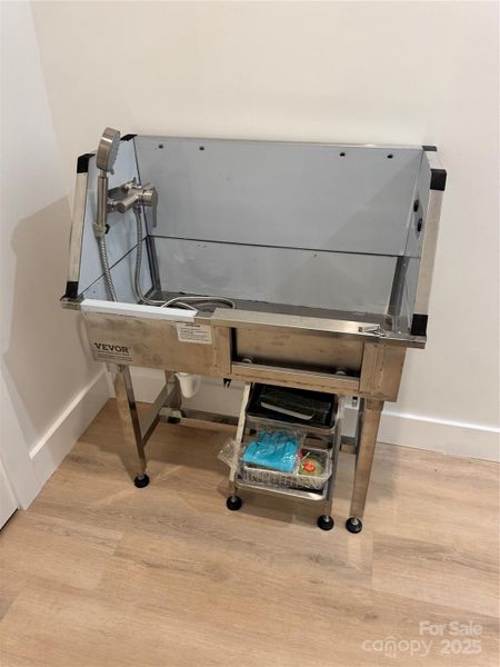 Image 43 of a home in . Image 43 of a home in .