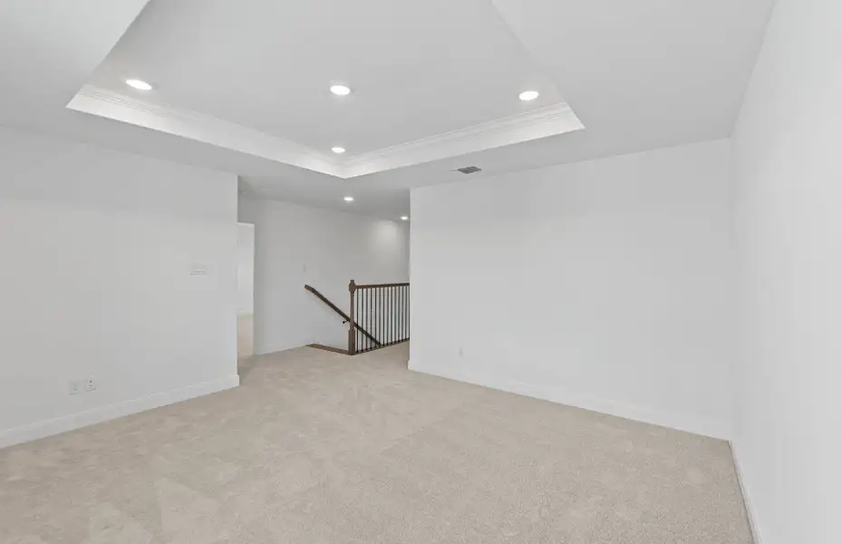 Spacious, unfurnished interior of a new home in Patterson Ranch, Georgetown (Image 16).