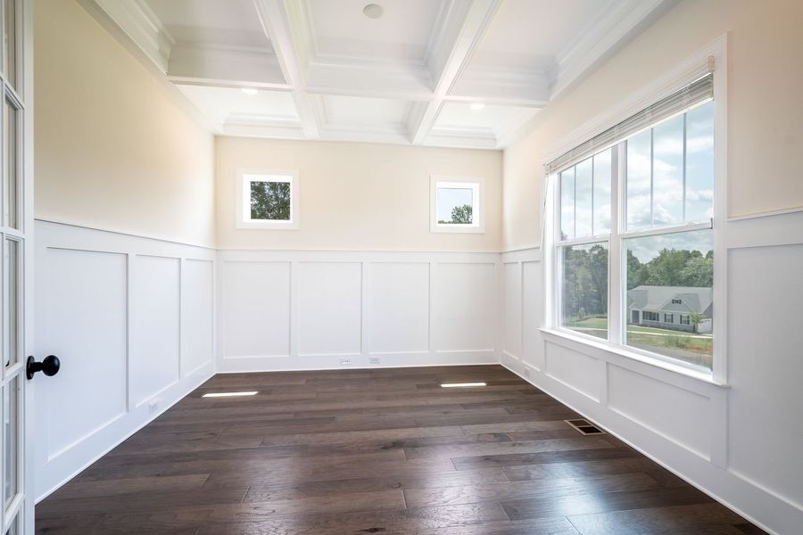 Representative unfurnished interior of a home built from the Harvard by Greybrook Homes in Harbor Watch, Statesville (Image 36).