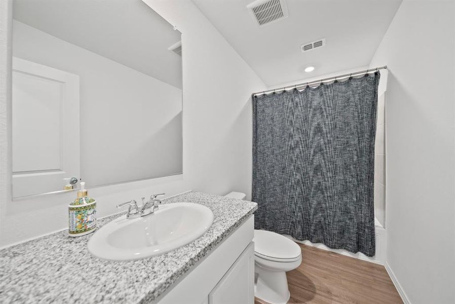 Furnished interior view inside a new home in , Fort Worth (Image 13).