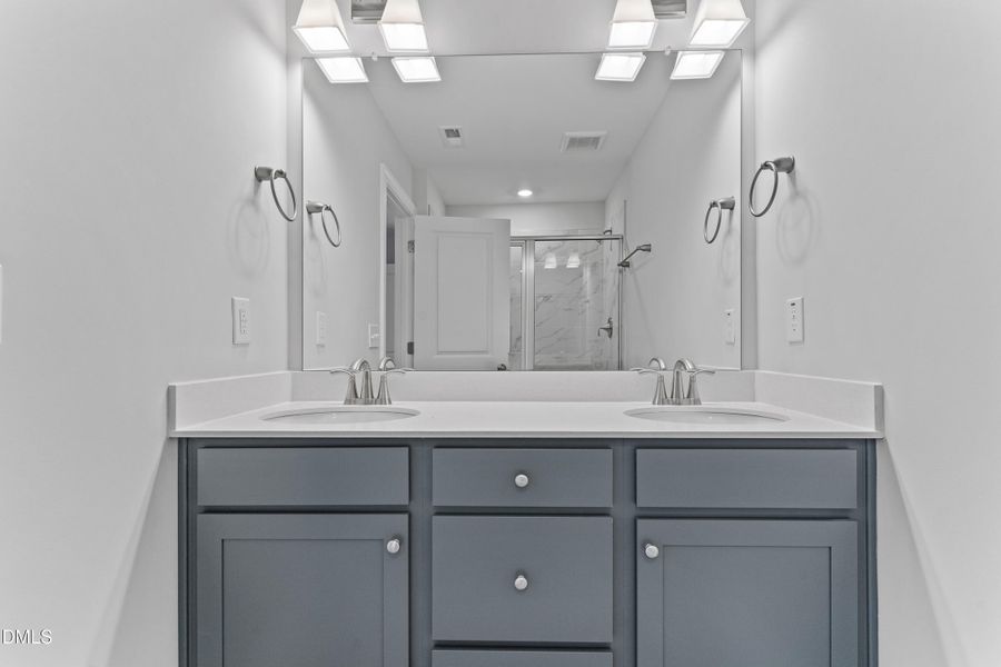 Ral_Lakestone_Lot18 (19)