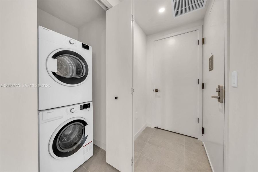 Furnished interior view inside a new home in , Miami (Image 13).