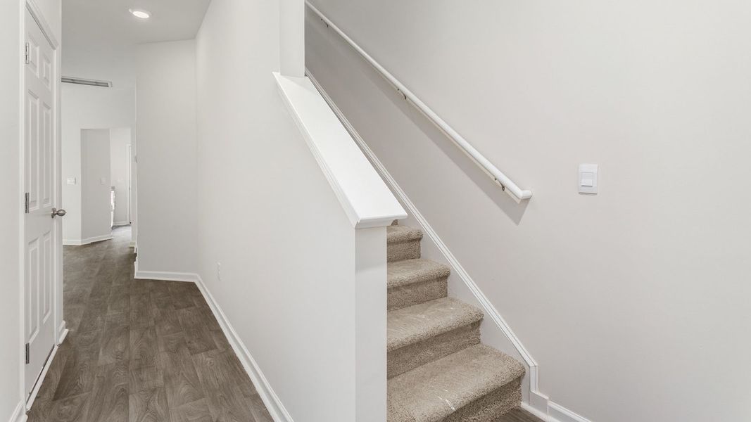 Spacious, unfurnished interior of a new home in Henley Ridge, Graham (Image 10).