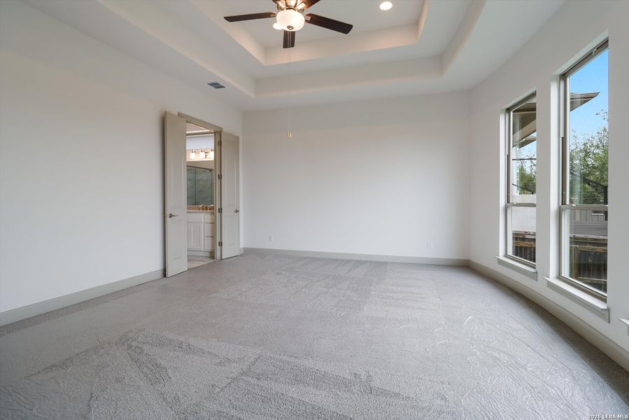 Spacious, unfurnished interior of a new home in Johnson Ranch, Bulverde (Image 30). Spacious, unfurnished interior of a new home in Johnson Ranch, Bulverde (Image 30).